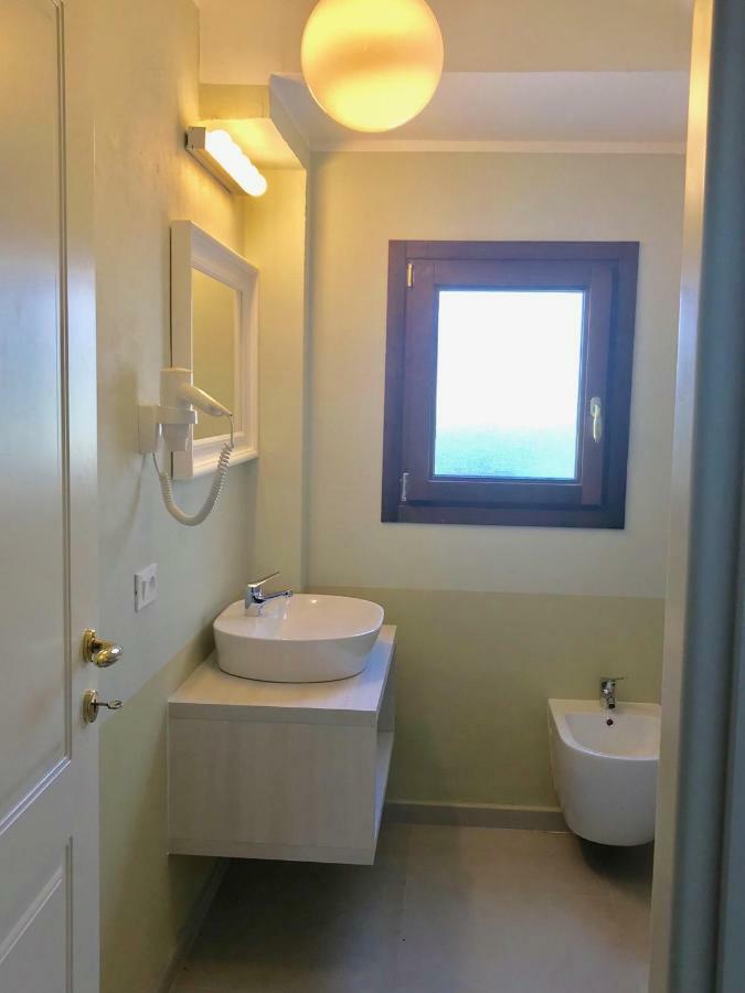 Esmeralda'S Rooms Porto San Paolo  Eksteriør billede